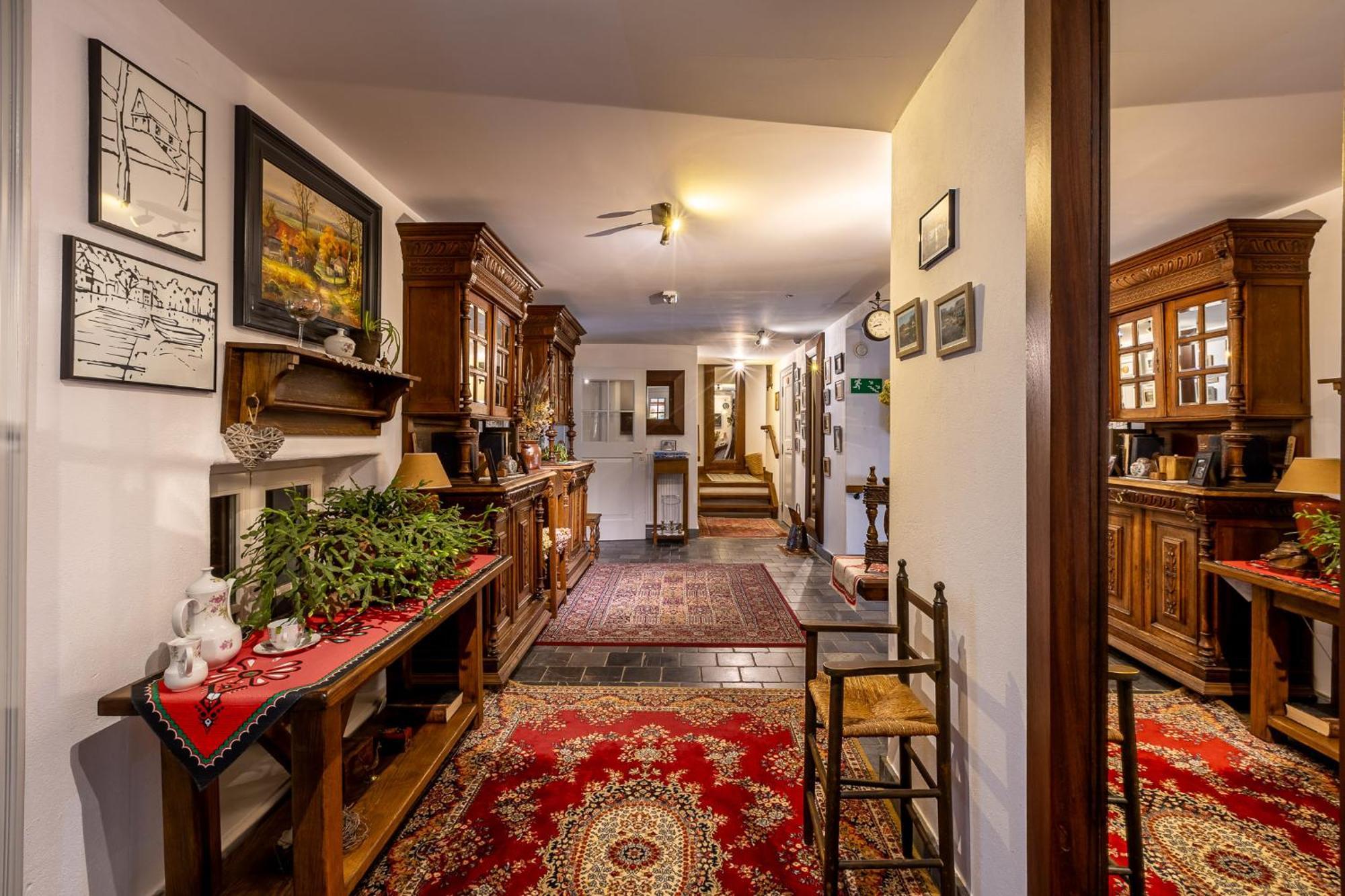 Gosciniec Pod Zajacem Bed & Breakfast Oleśnica Екстериор снимка