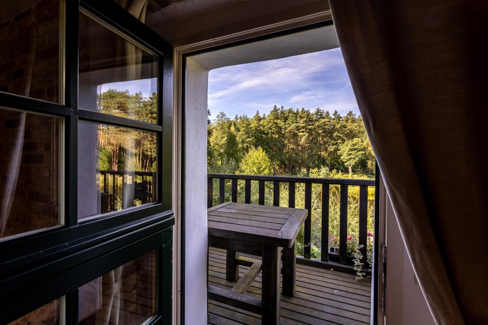 Gosciniec Pod Zajacem Bed & Breakfast Oleśnica Екстериор снимка