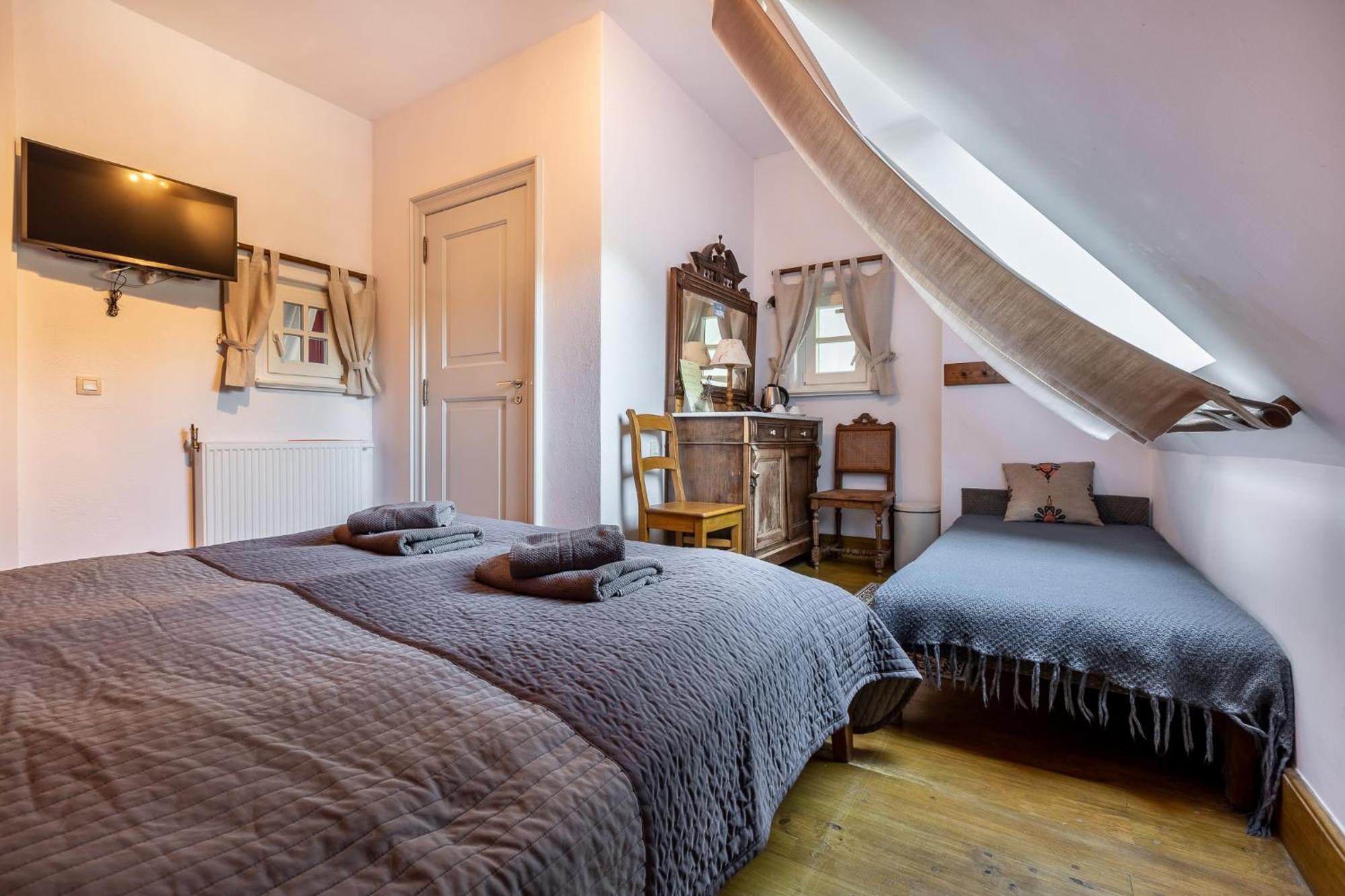 Gosciniec Pod Zajacem Bed & Breakfast Oleśnica Екстериор снимка