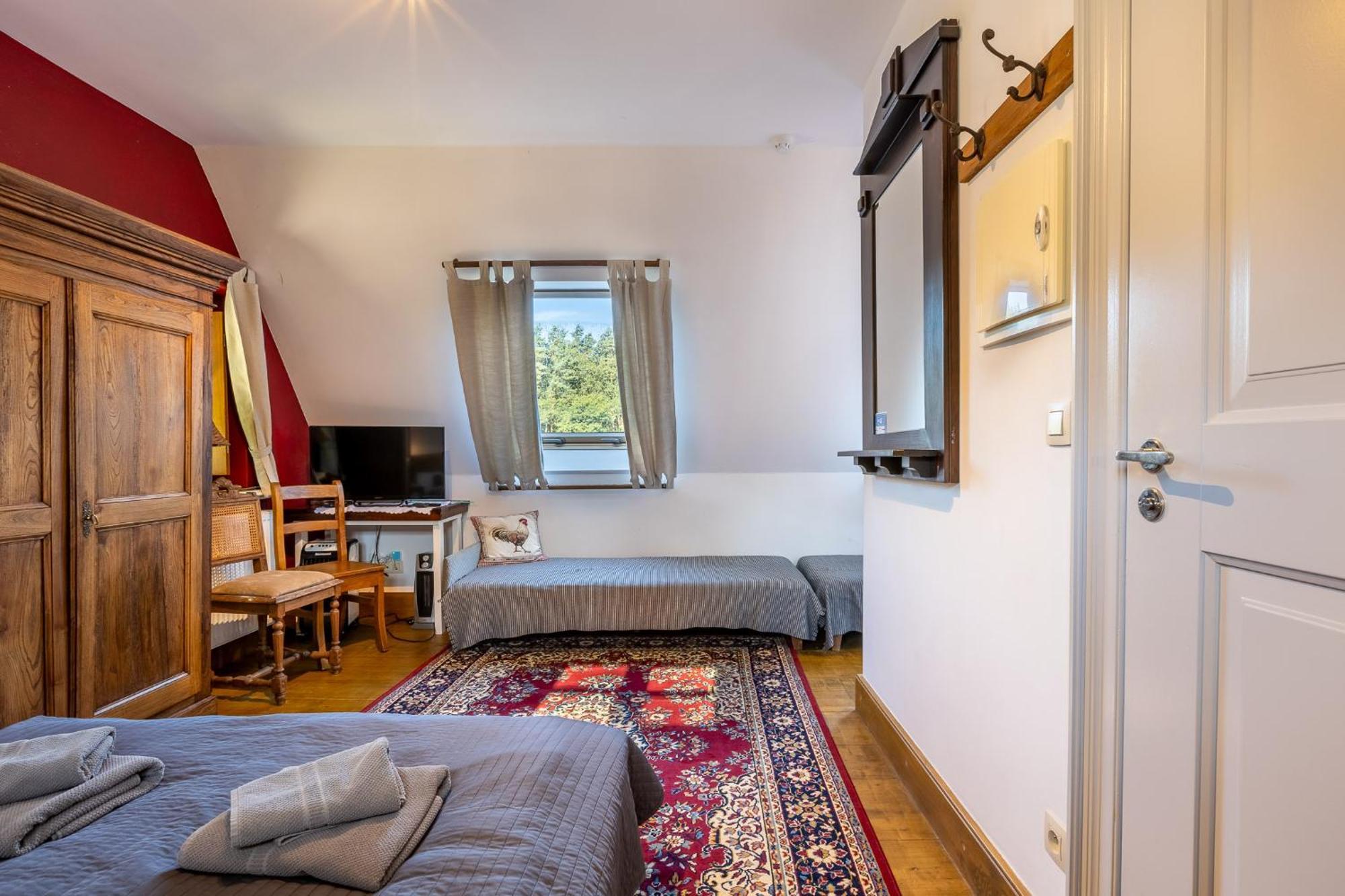 Gosciniec Pod Zajacem Bed & Breakfast Oleśnica Екстериор снимка