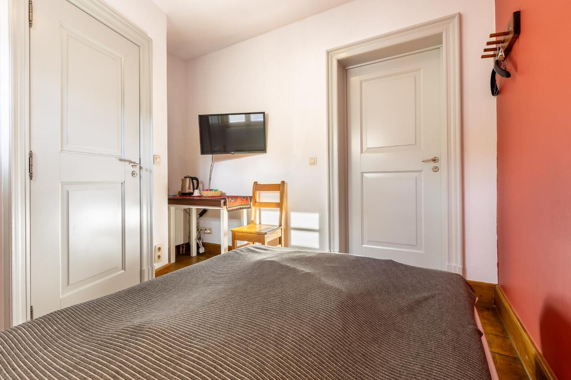 Gosciniec Pod Zajacem Bed & Breakfast Oleśnica Екстериор снимка