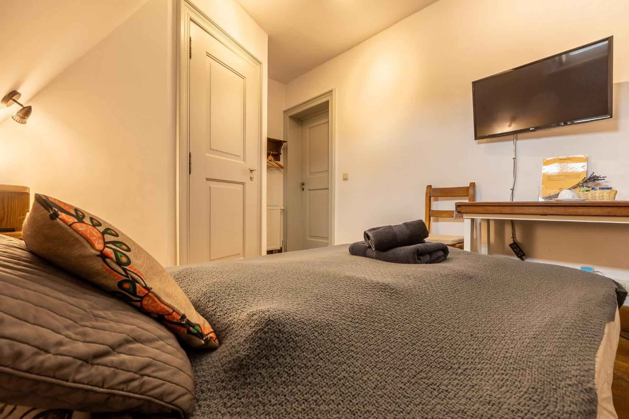 Gosciniec Pod Zajacem Bed & Breakfast Oleśnica Екстериор снимка