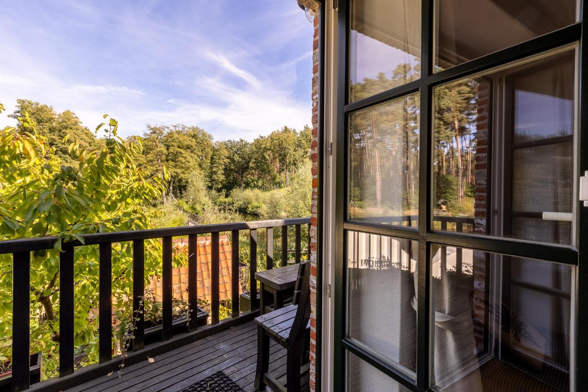 Gosciniec Pod Zajacem Bed & Breakfast Oleśnica Екстериор снимка
